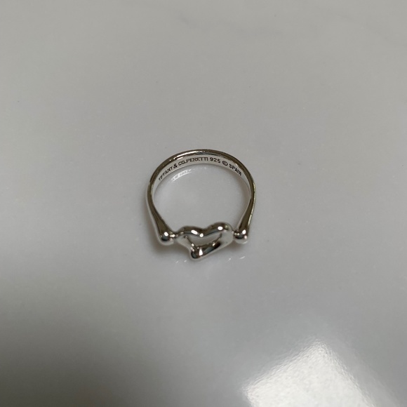 Tiffany & Co. Elsa Peretti Open Heart Ring Size 5.5 - Picture 4 of 6